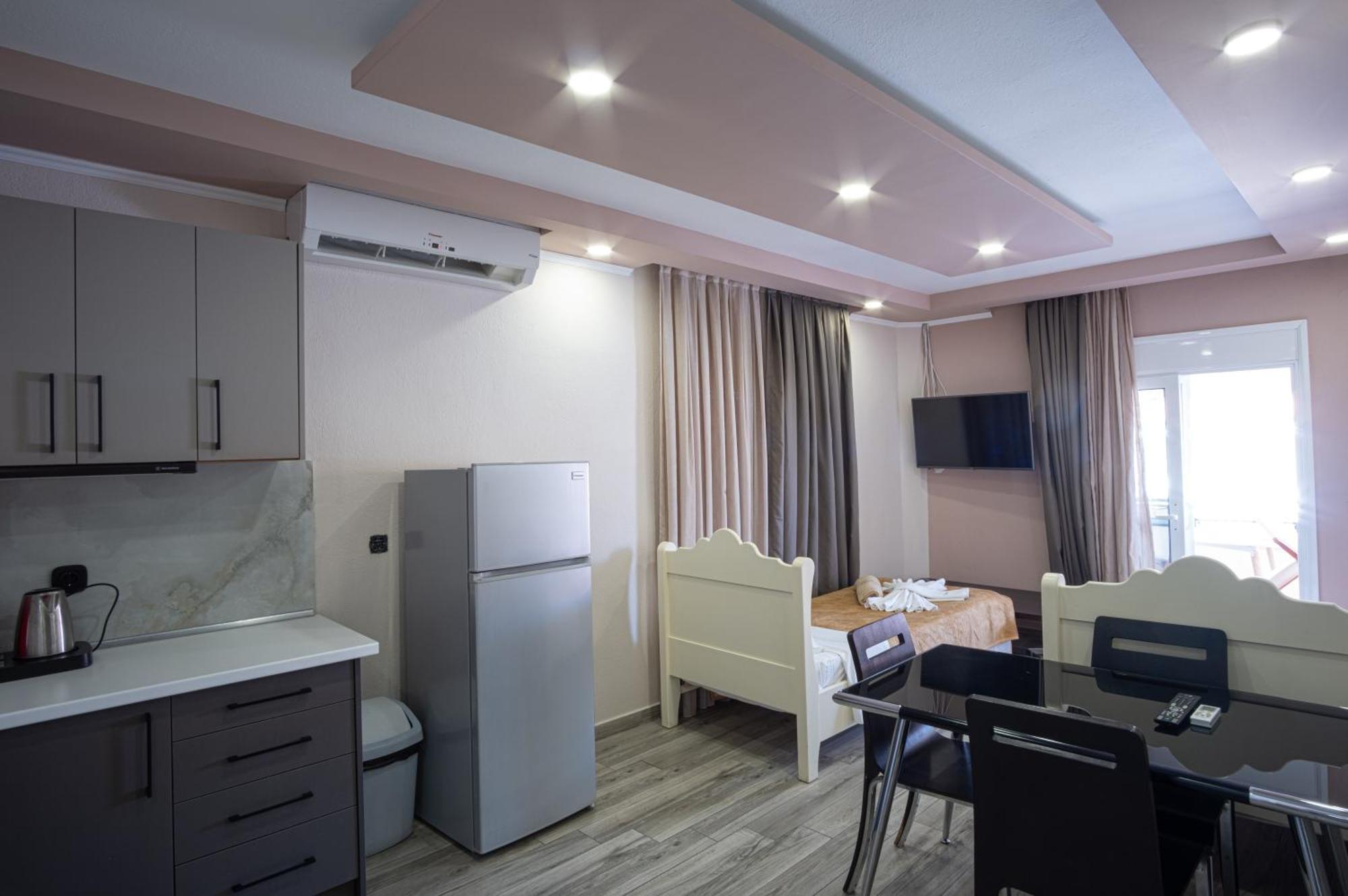 Hotel Dionysos Polichrono Полихроно Экстерьер фото